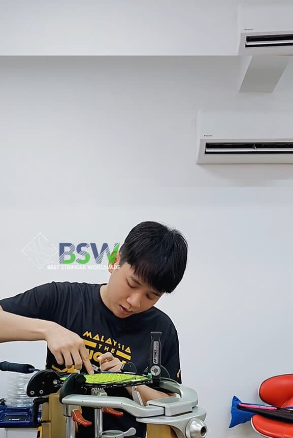 羽毛球拍术语 - 由全球最佳穿线师颁发的 BSW 全球顶尖穿线师颁发的专业球拍穿线师认证