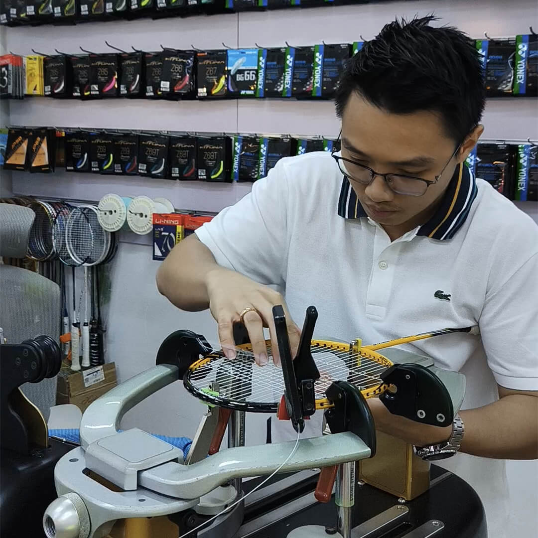 Jimmy Johanes Tjandra participating in BSW stringing training session Certified Stringer Pro Indonesia Kupang Jimmy Johanes Tjandra participating in BSW stringing training session Certified Stringer Pro Indonesia Kupang