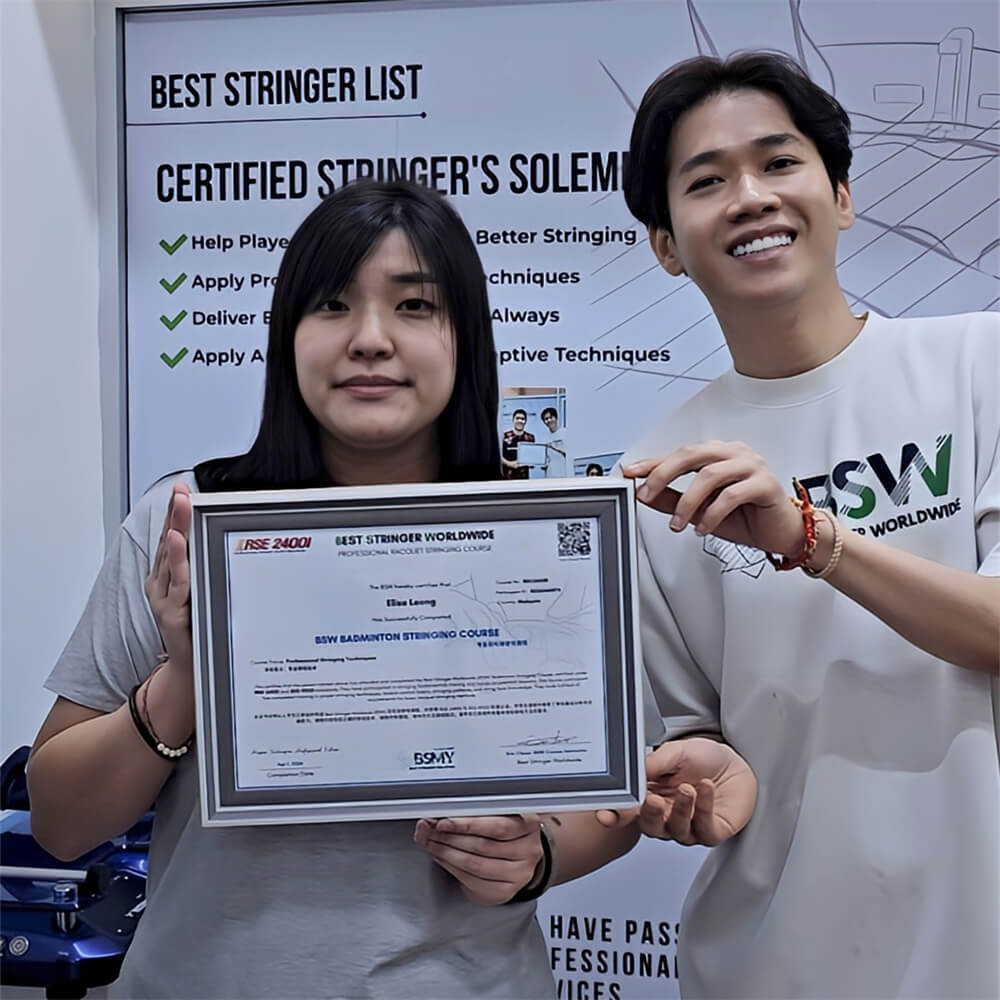 Elise Leong receiving BSW badminton stringing course certification photo